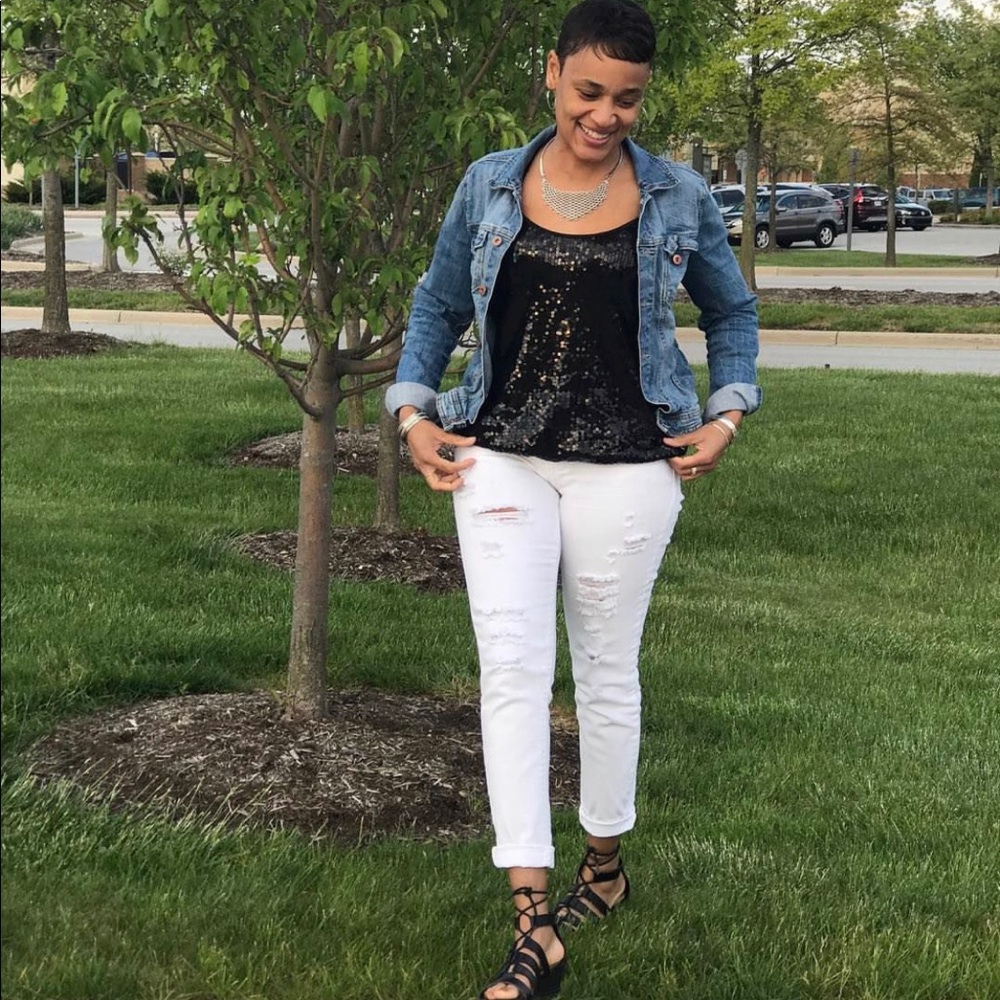 Meet your Posher, Danielle